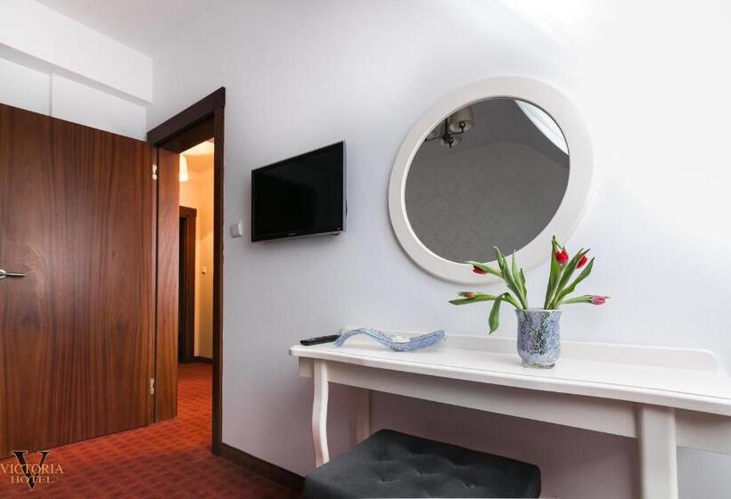 דירת חדר, Victoria