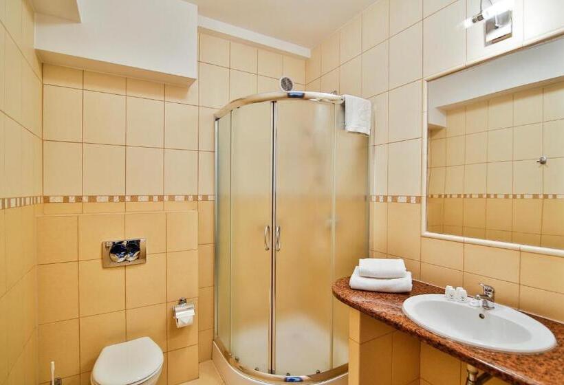 חדר סופריור, Victoria