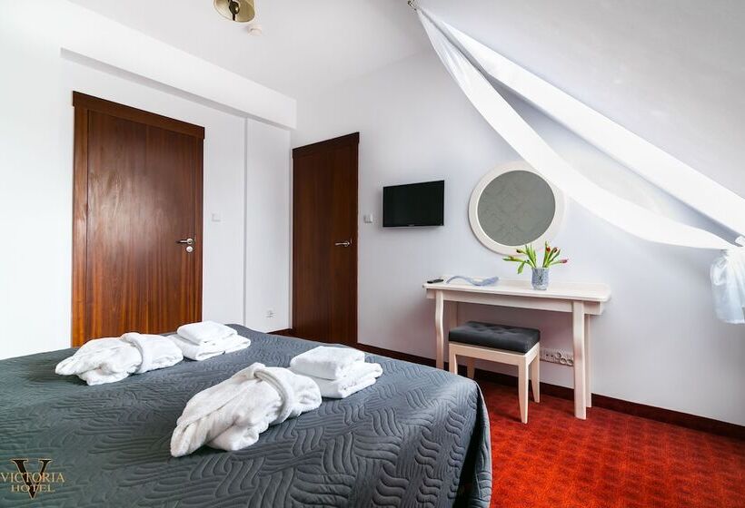 דירת חדר, Victoria