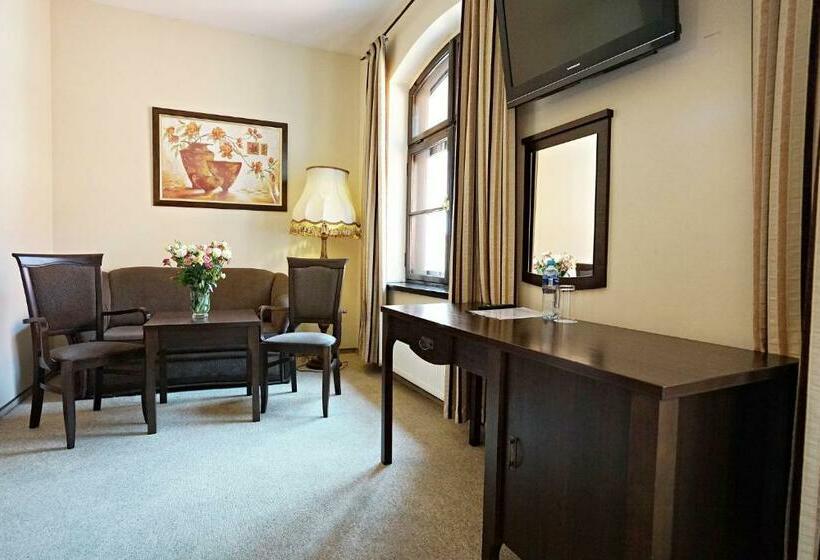 חדר סטנדרט, Zamek Królewski We Wschowie