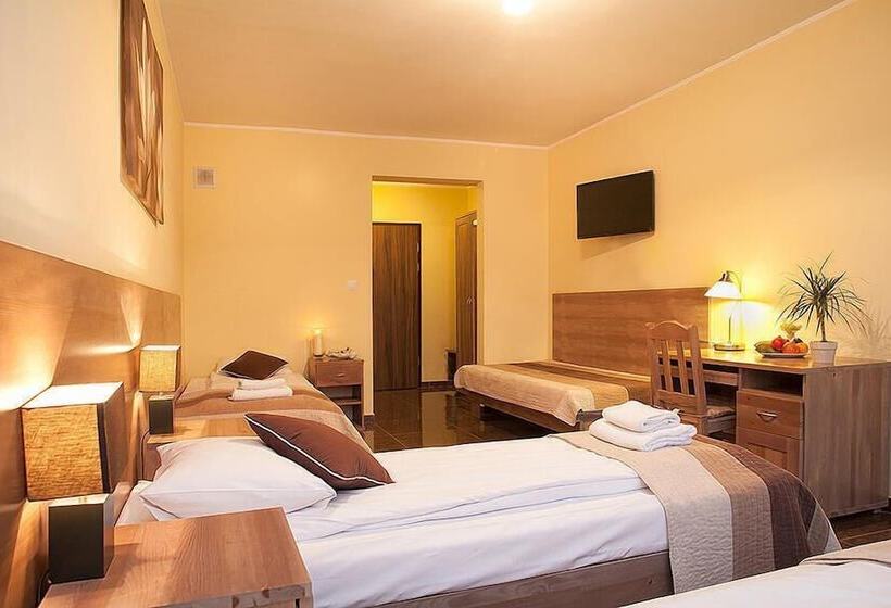 四人标准间, Planeta Hotel & Restauracja