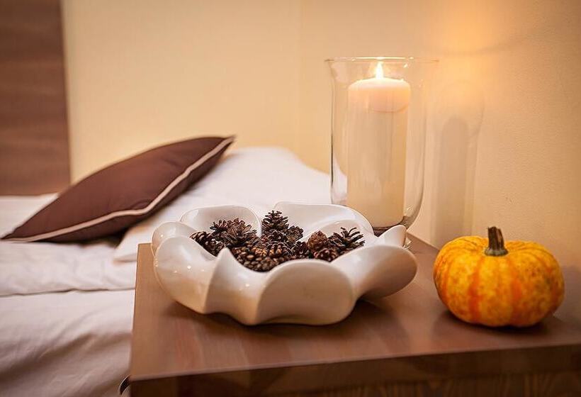 高品质的四人房间, Planeta Hotel & Restauracja