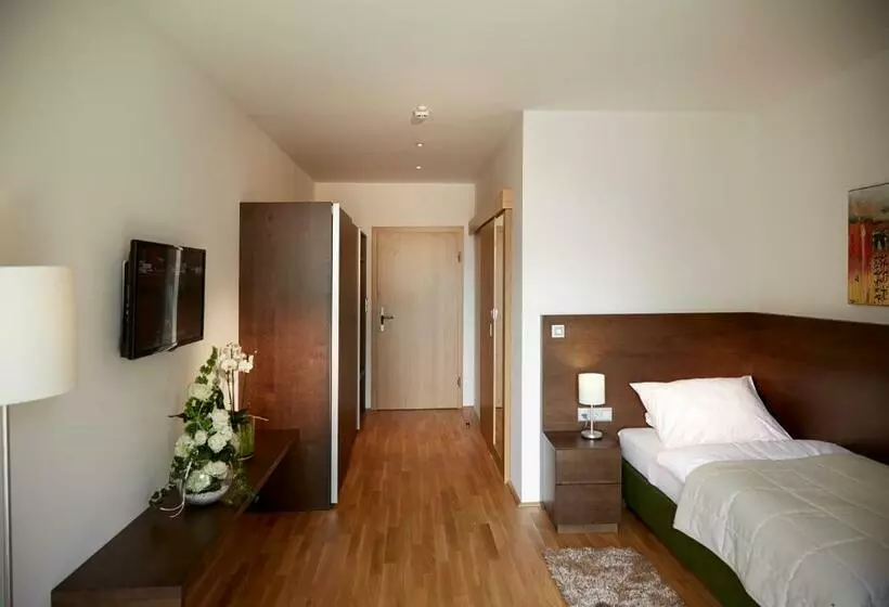 バルコニー付きスタンダードルーム, Wesenufer Hotel & Seminarkultur An Der Donau