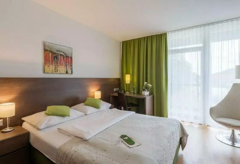 バルコニー付きスタンダードルーム, Wesenufer Hotel & Seminarkultur An Der Donau