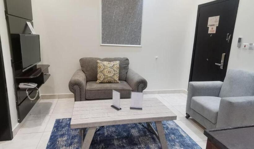 Estudi Deluxe, فندق جون