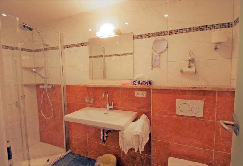Семейный Номер, Alpenpanoramahotel Kohlhiasl Höh