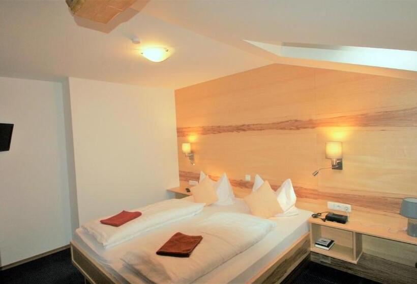 جناح جونيور مزوَّد بشرفة, Alpenpanoramahotel Kohlhiasl Höh