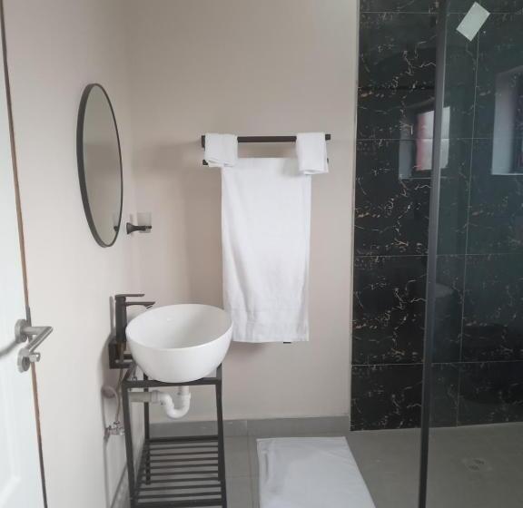 اتاق لوکس, Chaya Accommodation B&b And Self Catering