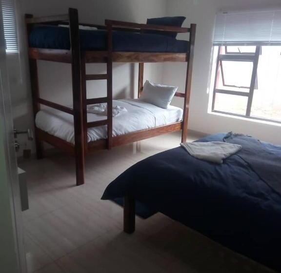 标准四人间共用浴室, Chaya Accommodation B&b And Self Catering