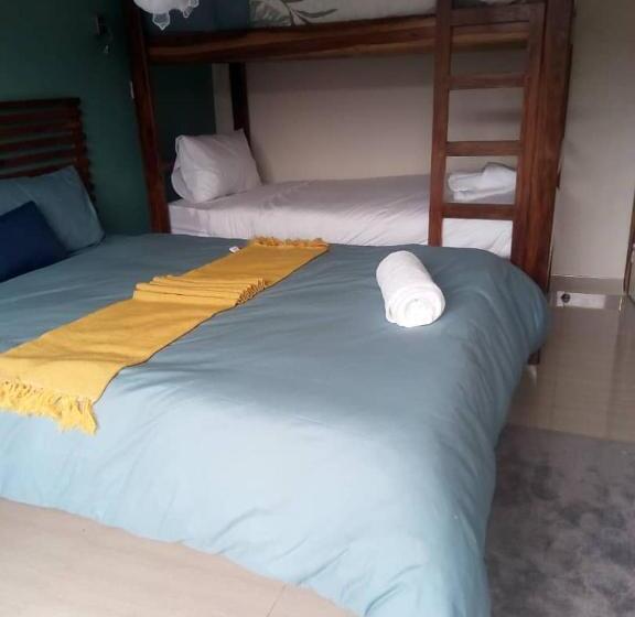 标准四人间共用浴室, Chaya Accommodation B&b And Self Catering