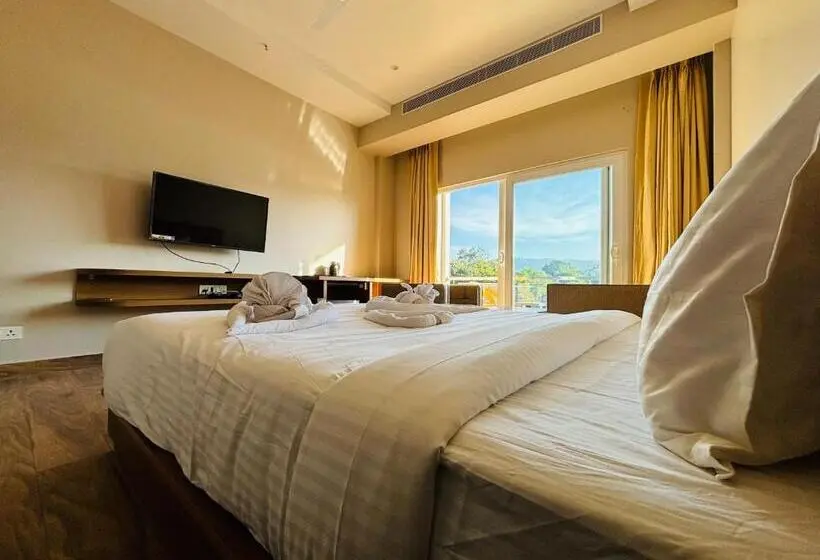 バルコニー付きデラックスルーム, Finn S Weaver Resort, Kaziranga