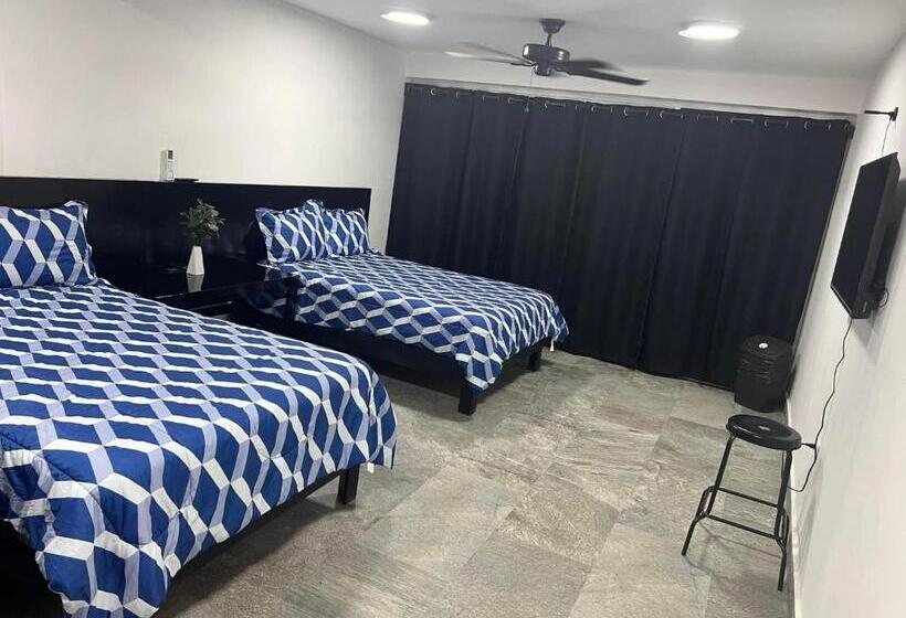 غرفة قياسية مزوَّدة بشُرفة, And Suites Cananea