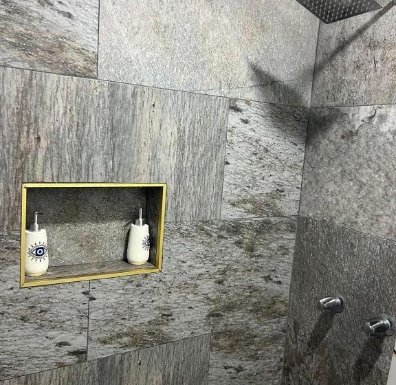 غرفة قياسية فردية, And Suites Cananea