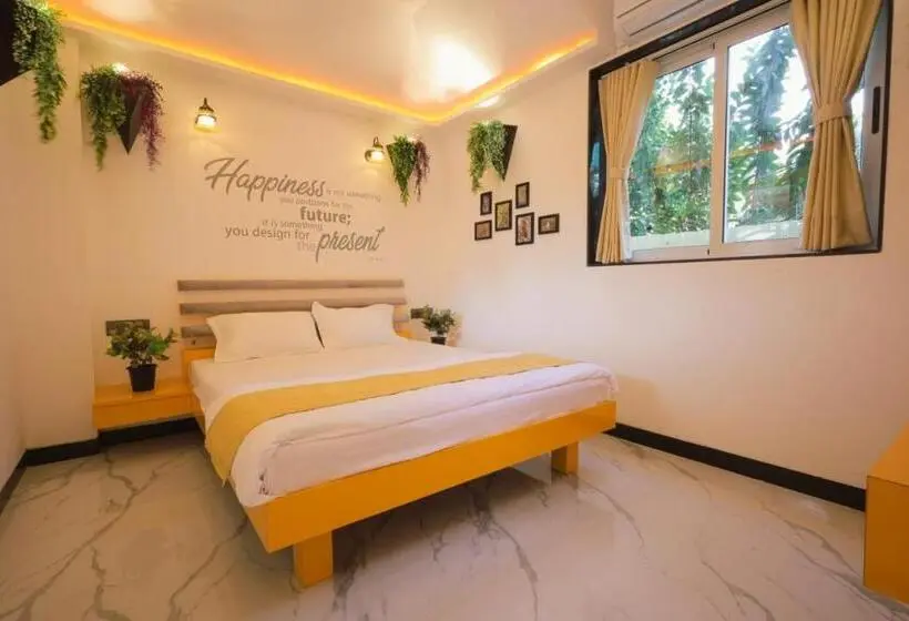 デラックスルーム, Cherryleen Resort Nagaon