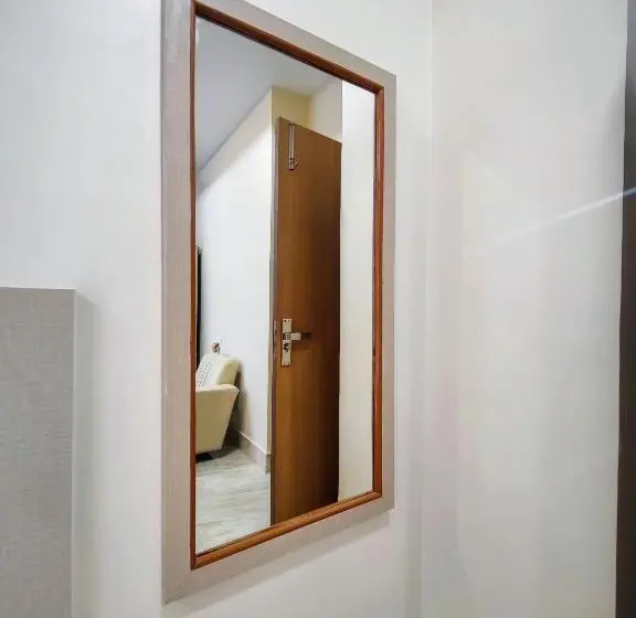 スーペリアールーム, Grace Inn Guest House, Near Airport And Ion Digital