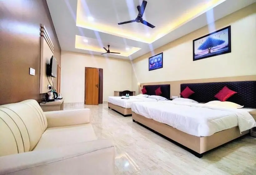 デラックスの４人部屋, Grace Inn Guest House, Near Airport And Ion Digital