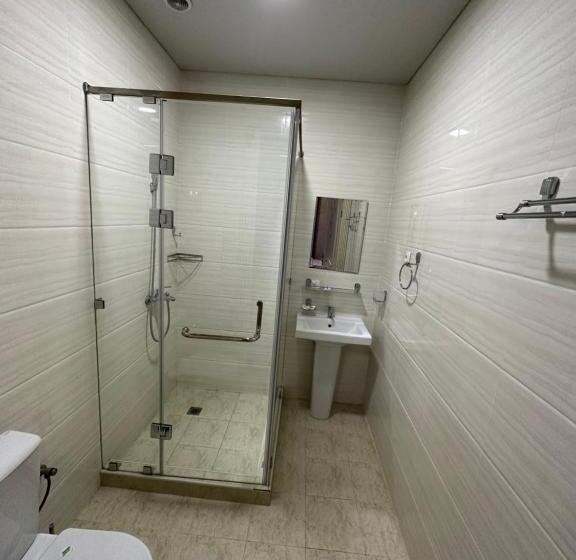 اتاق استاندارد چهار تخته, Grand Caravan