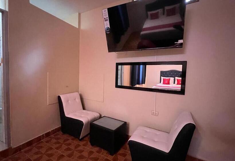 سوییت, Hospedaje Zafiro