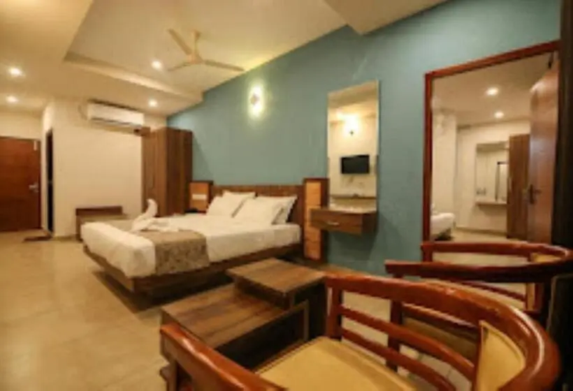 Deluxe-huone, Misty Gate Kerala
