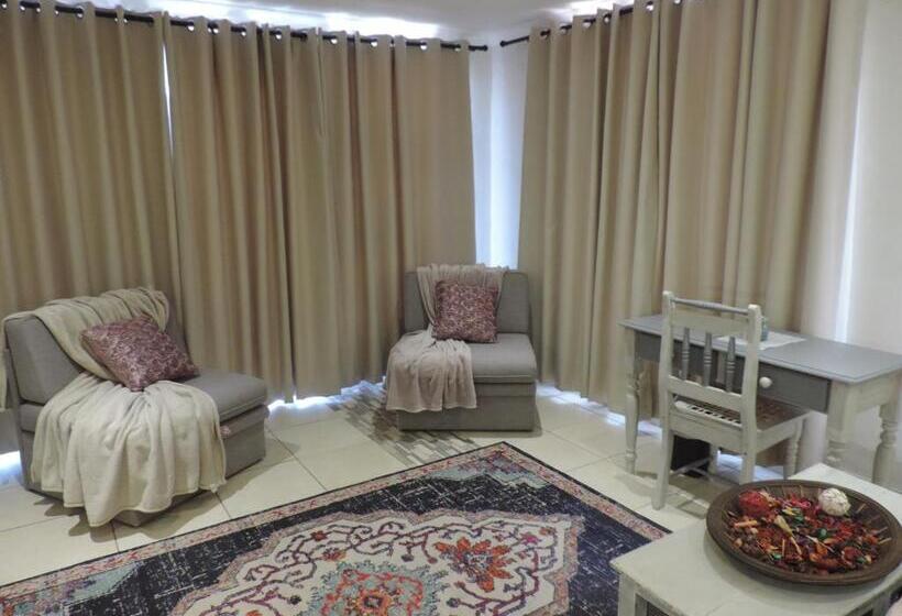 סוויטה נוף לים, A Time And A Place