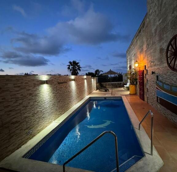 اتاق استاندارد با بالکن, Tal Bir Farmhouse