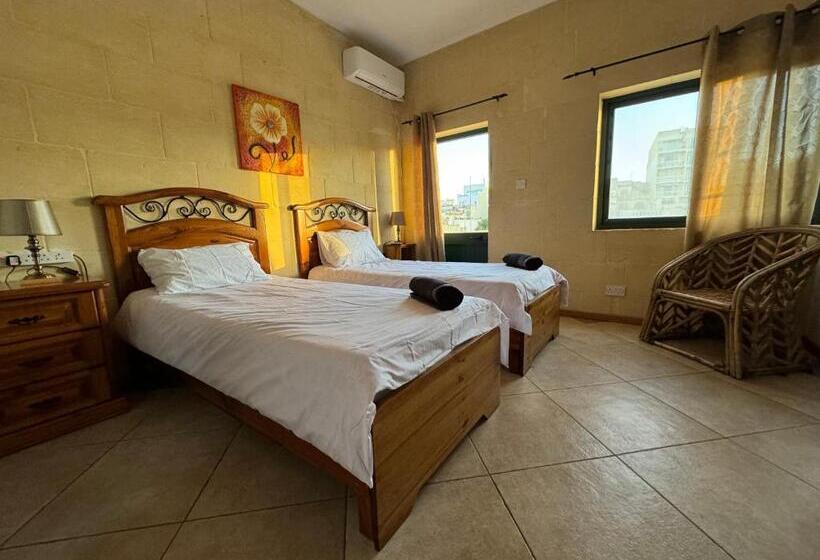 اتاق استاندارد با بالکن, Tal Bir Farmhouse