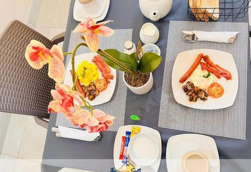 マウンテンビュースタンダードルーム, The Curve Suite Guest House