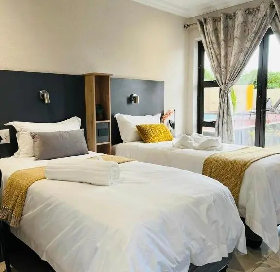 エコノミールーム, The Curve Suite Guest House