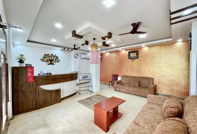 Fyrbädds Deluxerum, Subham Beach Inn ! Puri Near Sea Beach And Temple Fully Air Conditioned Hotel With Lift And Parking