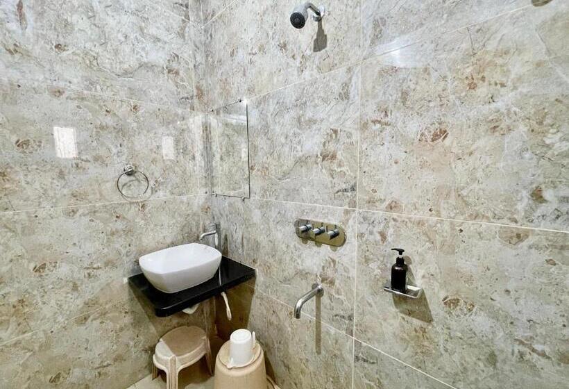 Ekonomiskt Rum, Subham Beach Inn ! Puri Near Sea Beach And Temple Fully Air Conditioned Hotel With Lift And Parking