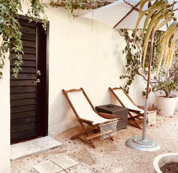 Номер Стандарт Вид на Бассейн, Boutique Kaa