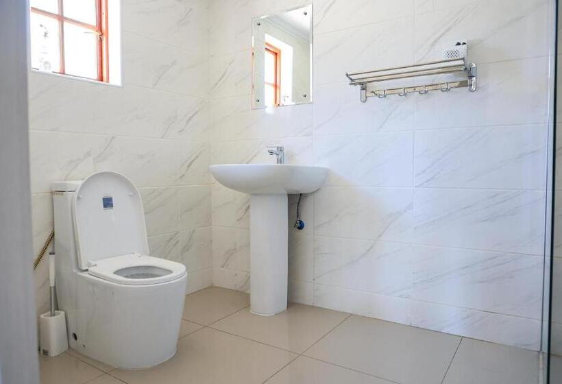 اتاق استاندارد برای معلولان, Green Lagoon Guest House Tawana