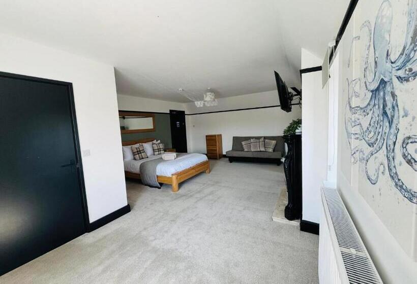 ファミリールーム, The Fishmongers Tavern