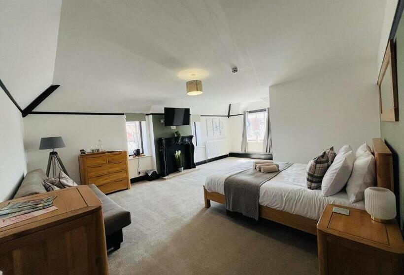 ファミリールーム, The Fishmongers Tavern