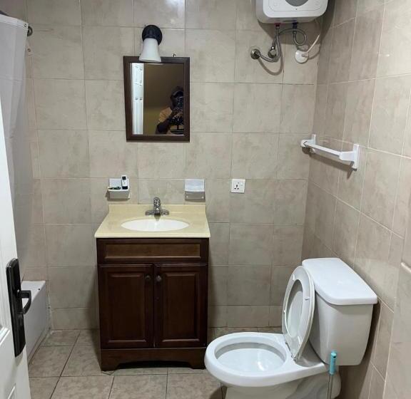 اتاق استاندارد یک نفره, Enclave Hotel Abuja