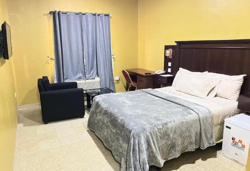 Deluxe Suite King Bed, Enclave Hotel Abuja
