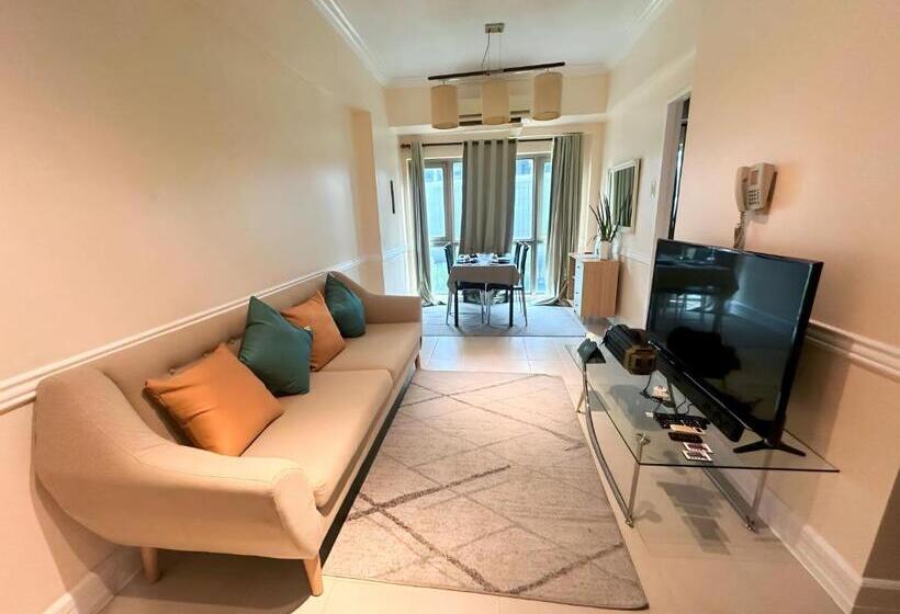 اتاق لوکس, Affordable Staycation Airbnb Bgc