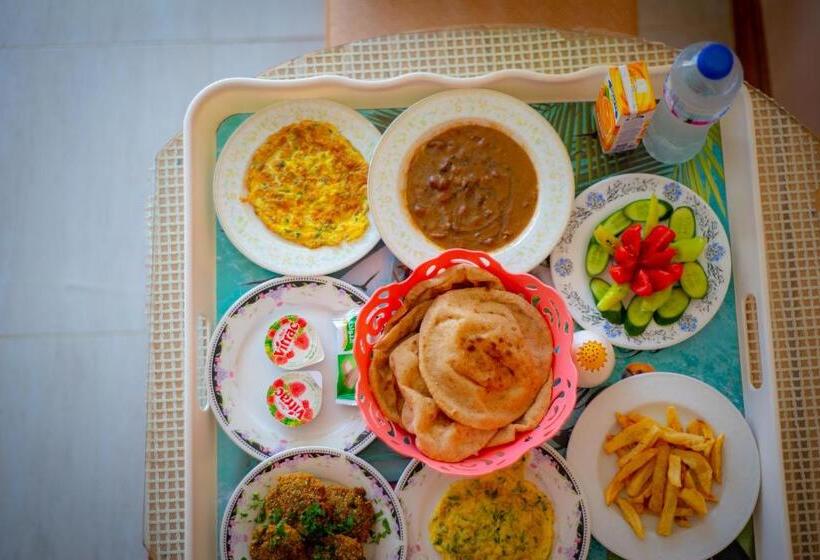 سوئیت با چشمانداز رودخانه, Jasmine Nile Sky