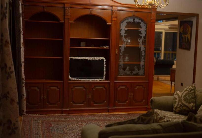 آپارتمان 1 خوابه با چشمانداز, Jasmine Nile Sky