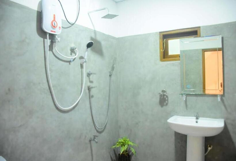 ガーデンビューファミリールーム, River Place Resort Udawalawa