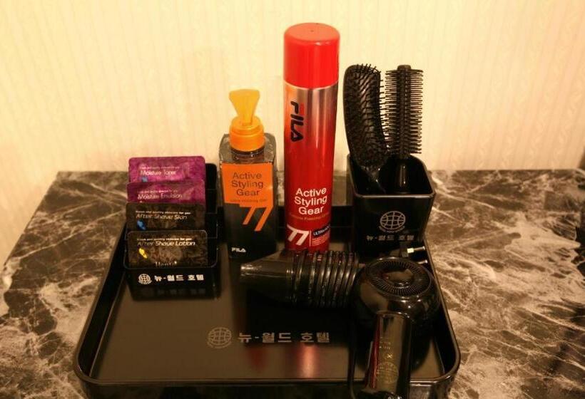 Quarto Deluxe, New World Hotel Yongsan