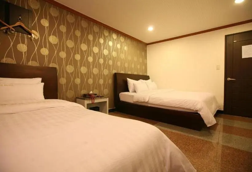 デラックスルーム, New World Hotel Yongsan