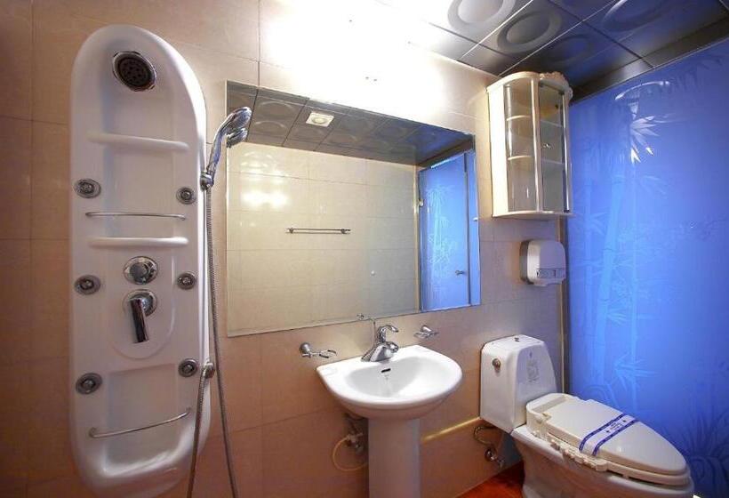 Quarto Triplo Deluxe, New World Hotel Yongsan