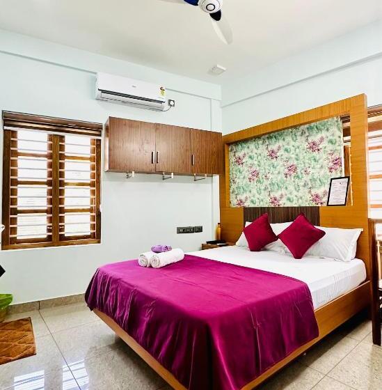 Номер Economy, Rams Guest House Meadows Near Lulu Mall & Kims Hospital