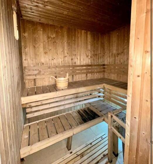 Standard Studio, Sweet Kathleen At The Beacon Makati