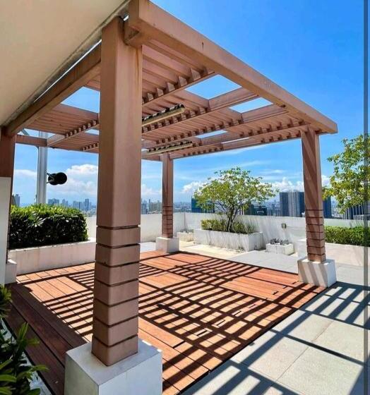 Standard Studio, Sweet Kathleen At The Beacon Makati