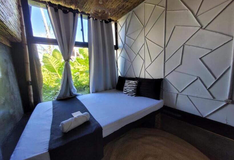 اتاق اکونومی, Tarzan S House