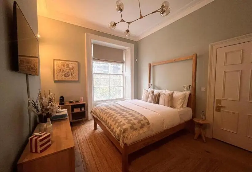 اتاق استاندارد با تخت بزرگ, Lido Townhouse