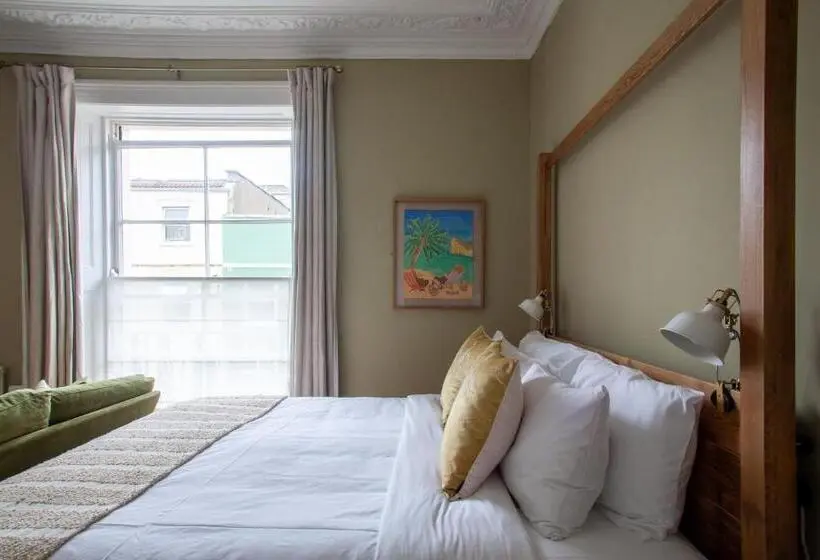 اتاق سوپریور با تخت بزرگ, Lido Townhouse
