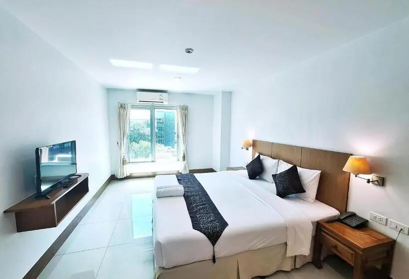 Quarto standart com varanda, Nanthana Villa